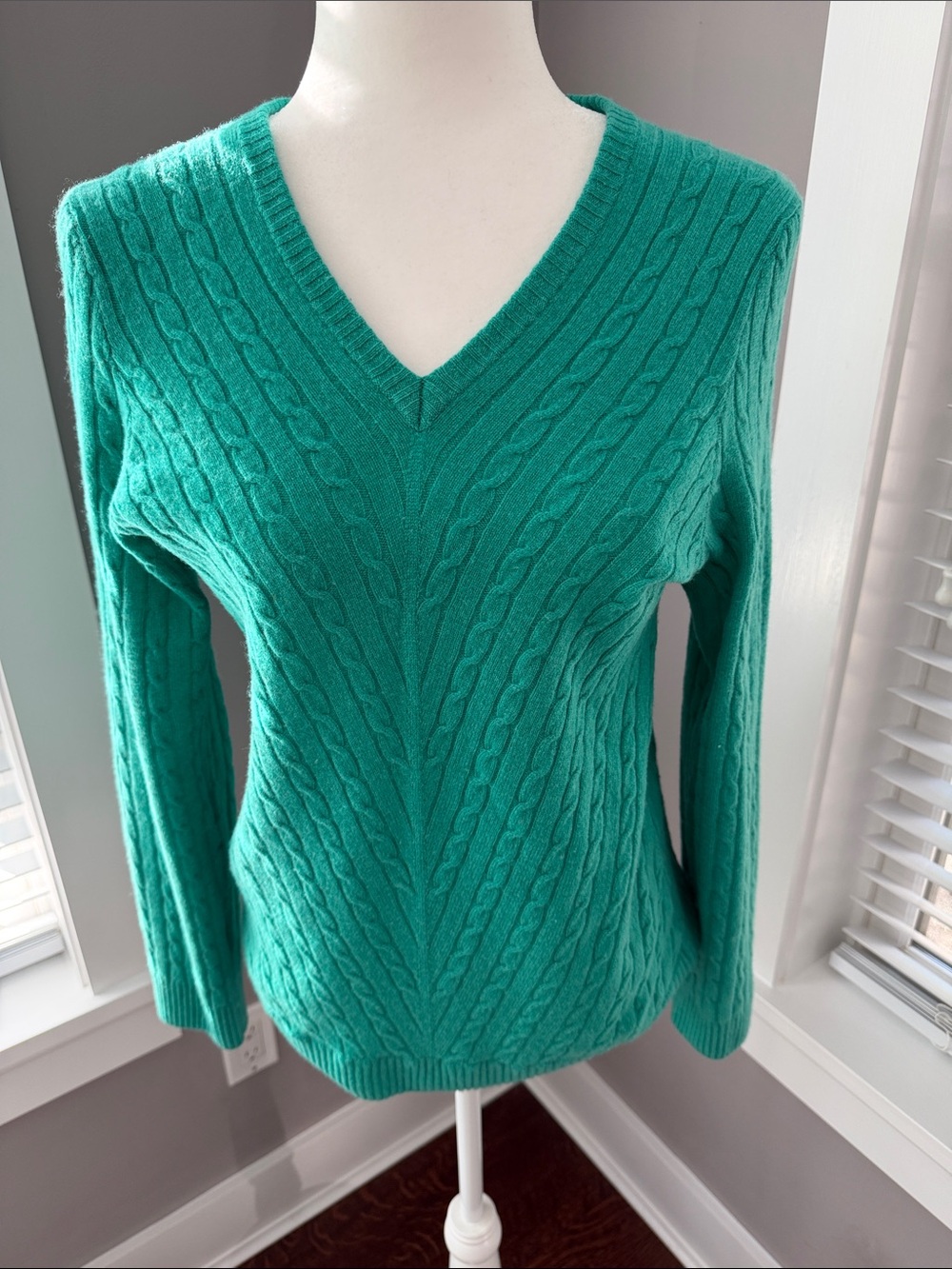 Lilly Pulitzer Teal Cable Knit V-Neck cashmere jumper L